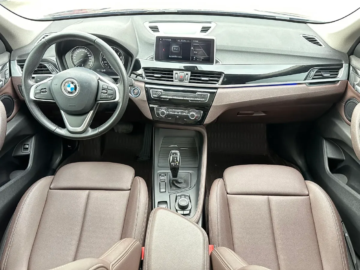 2020 BMW X1 1.5T 140HP L3 7DCT,autocango,china used car exporter,china ev exporter,chinese used car exporter,chinese used ev exporter