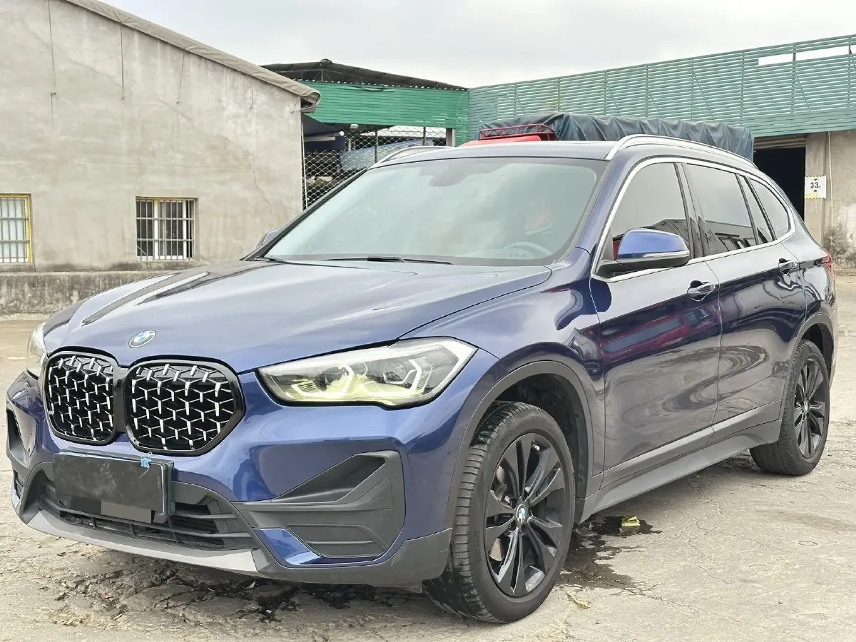 2020 BMW X1 1.5T 140HP L3 7DCT,autocango,china used car exporter,china ev exporter,chinese used car exporter,chinese used ev exporter