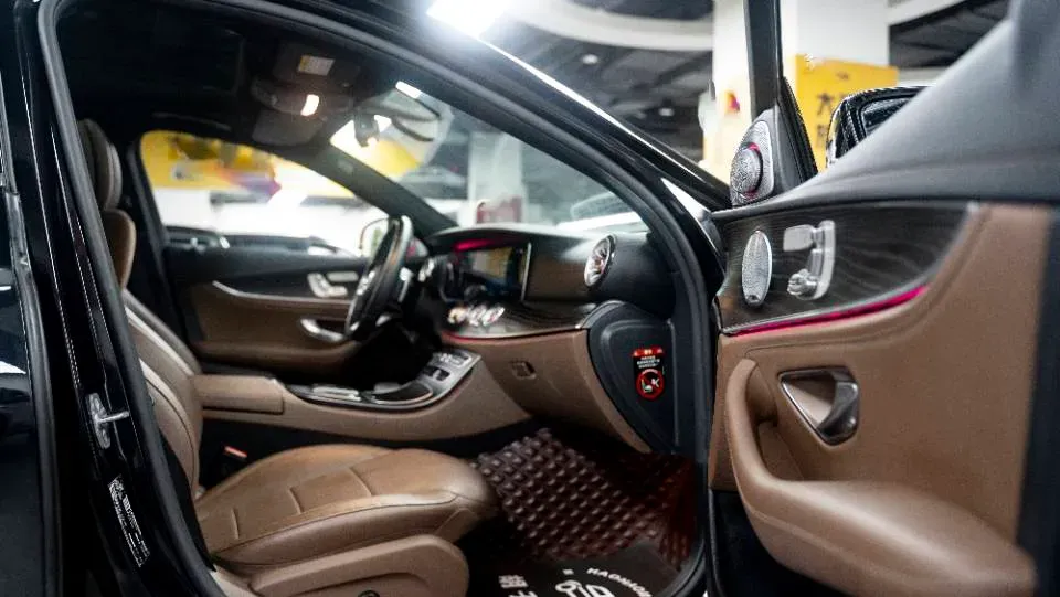 2021 Mercedes-Benz E Class 2.0T 258HP L4 9AT,autocango,china used car exporter,china ev exporter,chinese used car exporter,chinese used ev exporter