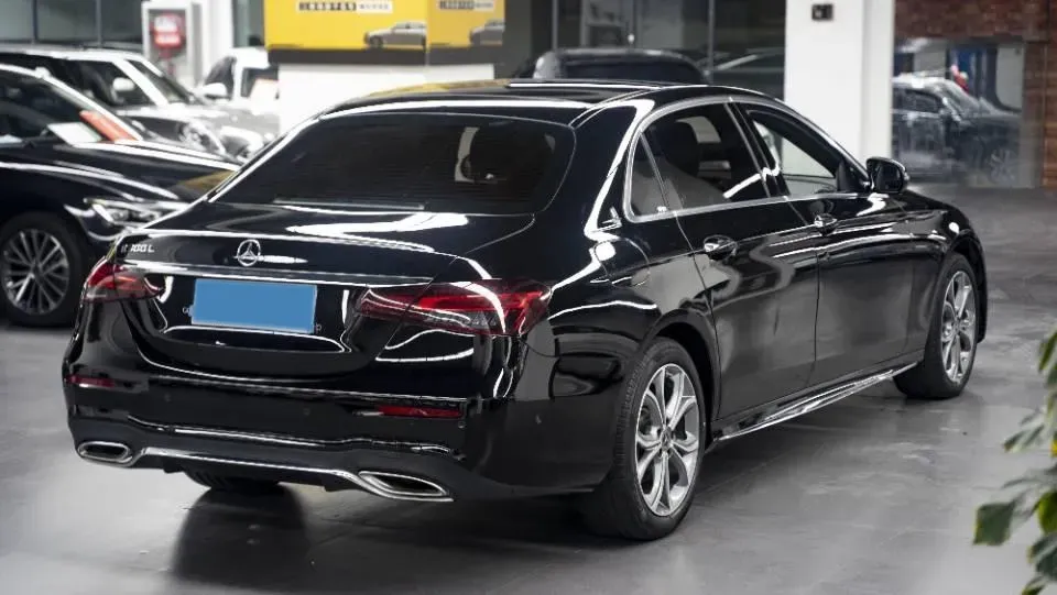 2021 Mercedes-Benz E Class 2.0T 258HP L4 9AT,autocango,china used car exporter,china ev exporter,chinese used car exporter,chinese used ev exporter