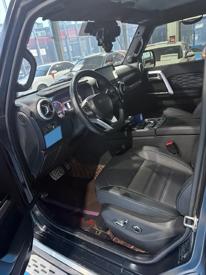 2021 Beijing BJ40 2.0T 163HP L4 8AT,autocango,china used car exporter,china ev exporter,chinese used car exporter,chinese used ev exporter