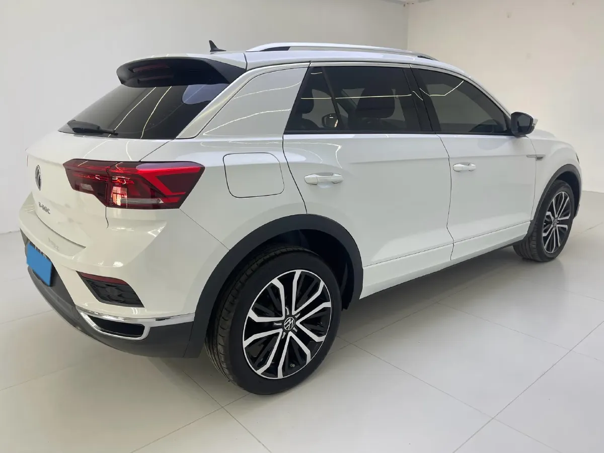 2022 Volkswagen T-Roc 1.4T 150HP L4 7DCT,autocango,china used car exporter,china ev exporter,chinese used car exporter,chinese used ev exporter