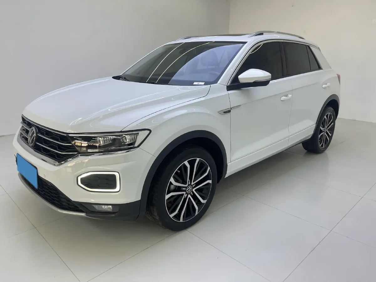 2022 Volkswagen T-Roc 1.4T 150HP L4 7DCT,autocango,china used car exporter,china ev exporter,chinese used car exporter,chinese used ev exporter