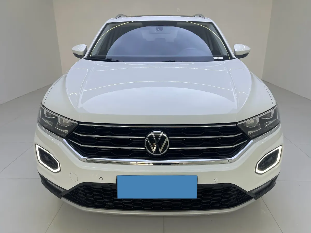 2022 Volkswagen T-Roc 1.4T 150HP L4 7DCT,autocango,china used car exporter,china ev exporter,chinese used car exporter,chinese used ev exporter