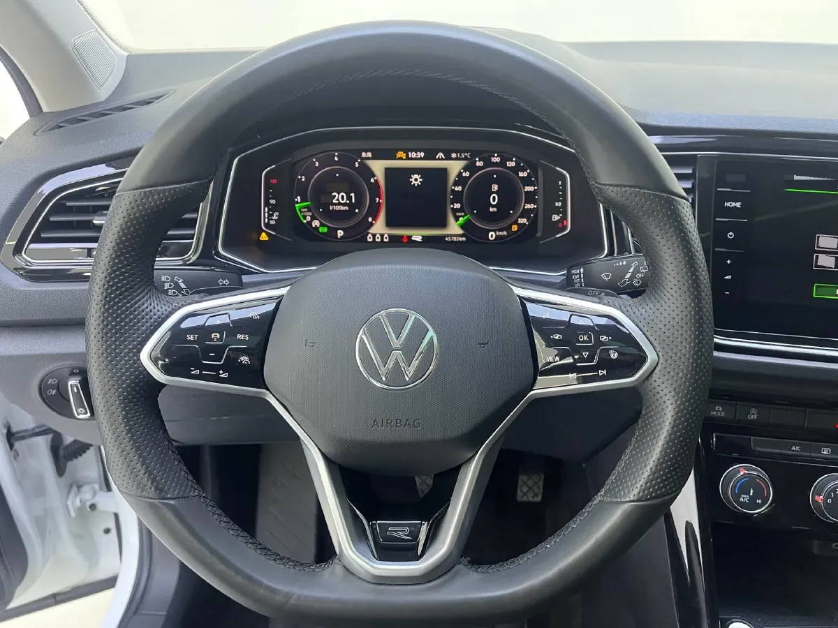 2022 Volkswagen T-Roc 1.4T 150HP L4 7DCT,autocango,china used car exporter,china ev exporter,chinese used car exporter,chinese used ev exporter
