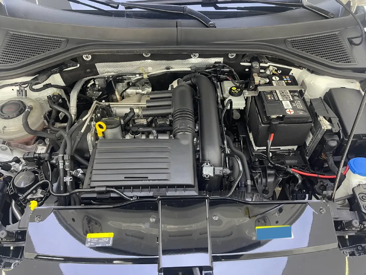 2022 Volkswagen T-Roc 1.4T 150HP L4 7DCT,autocango,china used car exporter,china ev exporter,chinese used car exporter,chinese used ev exporter