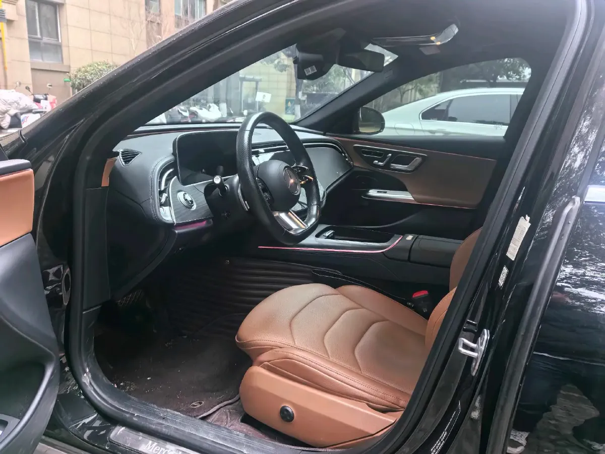 2024 Mercedes-Benz E Class 2.0T 258HP L4 9AT,autocango,china used car exporter,china ev exporter,chinese used car exporter,chinese used ev exporter
