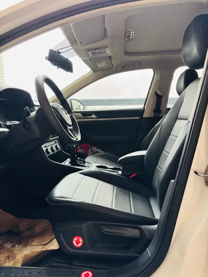 2019 Volkswagen Lavida 1.5L 113HP L4 6AT,autocango,china used car exporter,china ev exporter,chinese used car exporter,chinese used ev exporter