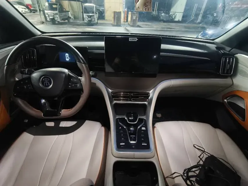 2022 Geely JiaJi 1.5T 177HP L3 7DCT PHEV 15.5KWH,autocango,china used car exporter,china ev exporter,chinese used car exporter,chinese used ev exporter