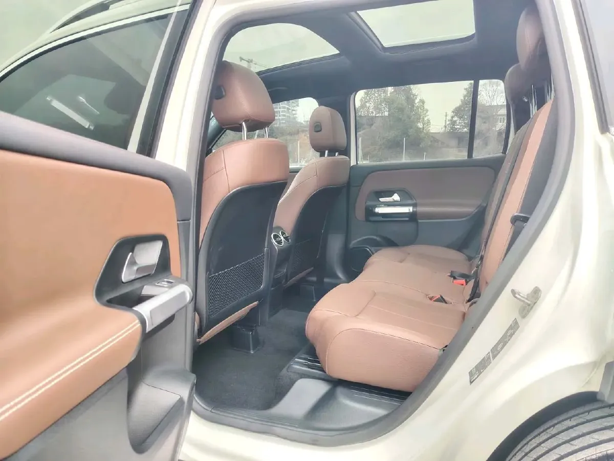 2024 Mercedes-Benz GLB Class 2.0T 190HP L4 8DCT,autocango,china used car exporter,china ev exporter,chinese used car exporter,chinese used ev exporter