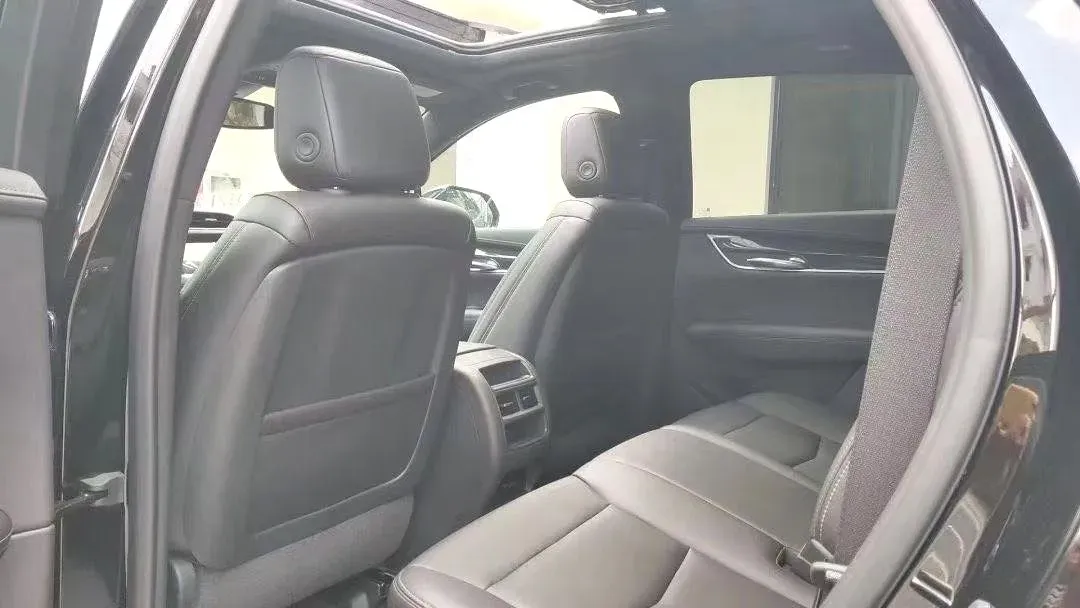 2021 Cadillac XT5 2.0T 237HP L4 9AT,autocango,china used car exporter,china ev exporter,chinese used car exporter,chinese used ev exporter