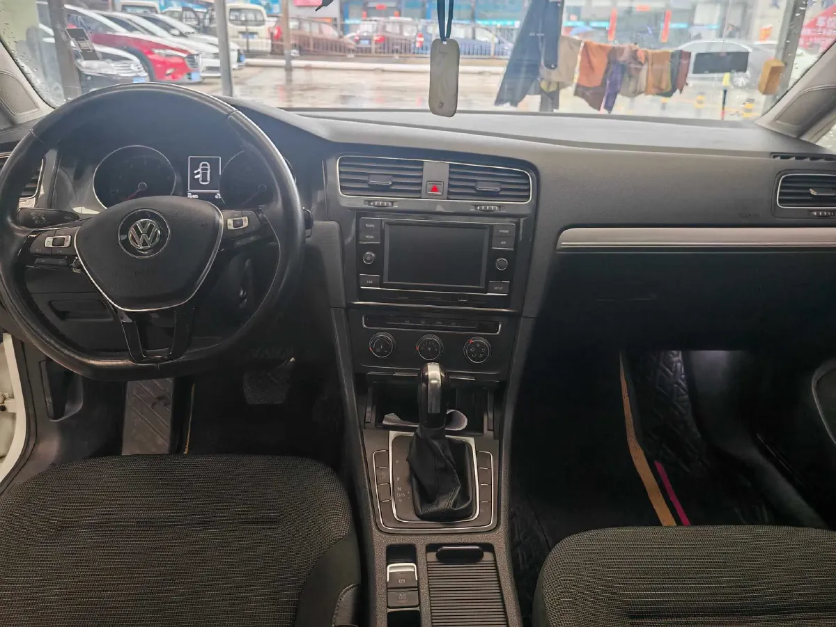 2018 Volkswagen Golf 1.4T 131HP L4 7DCT,autocango,china used car exporter,china ev exporter,chinese used car exporter,chinese used ev exporter