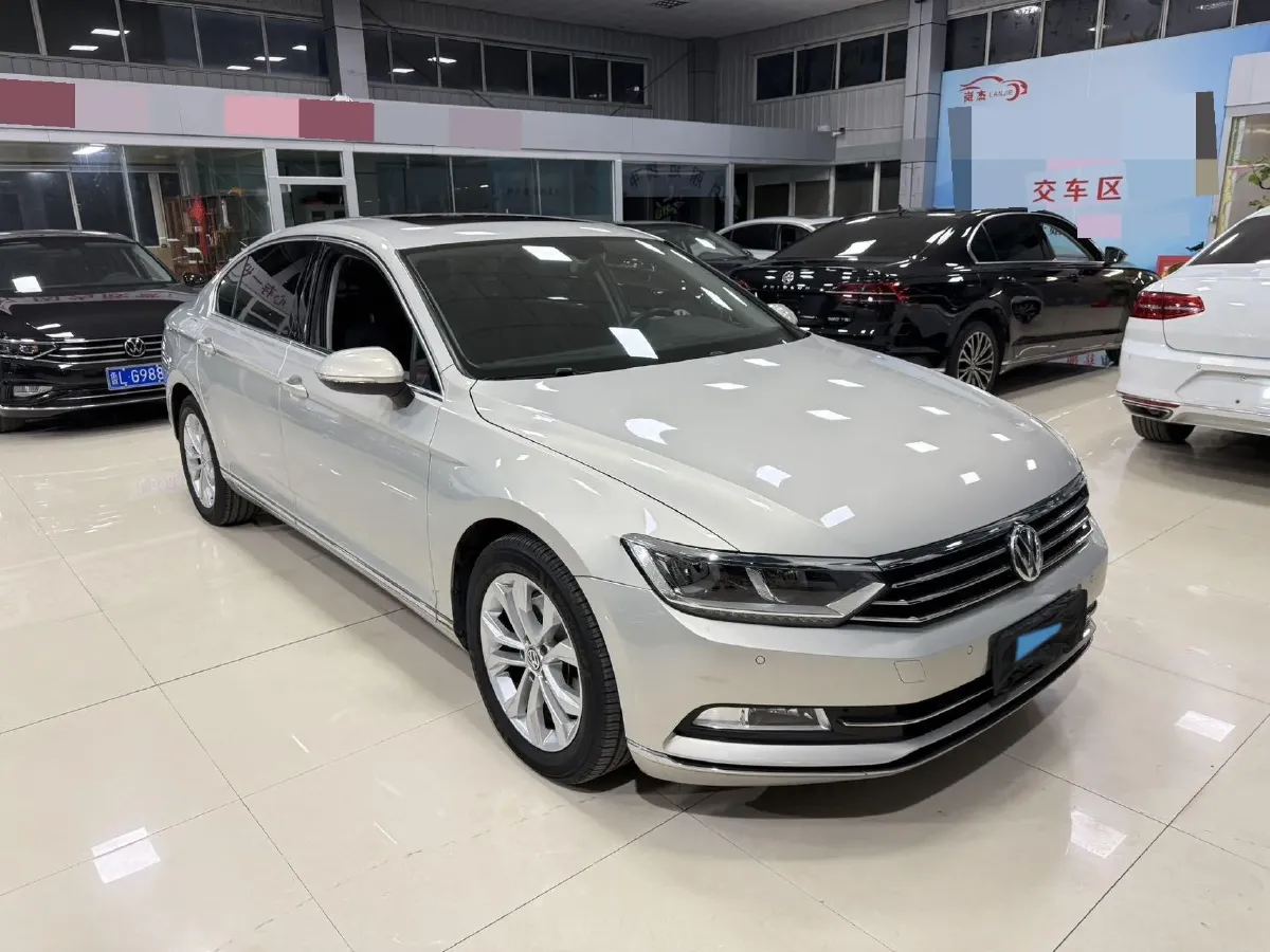 2018 Volkswagen Magotan 1.8T 180HP L4 7DCT,autocango,china used car exporter,china ev exporter,chinese used car exporter,chinese used ev exporter