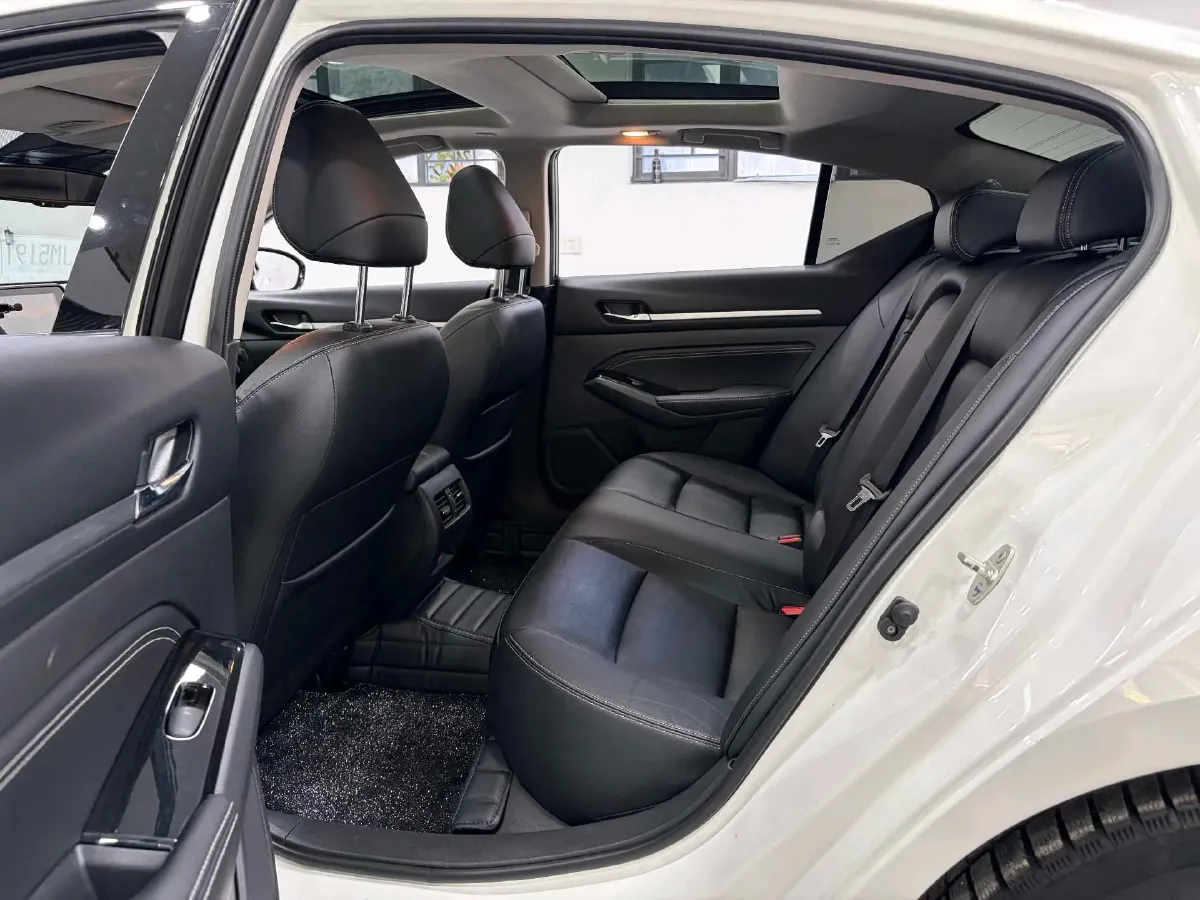 2021 Nissan Teana 2.0T 243HP L4 CVT,autocango,china used car exporter,china ev exporter,chinese used car exporter,chinese used ev exporter