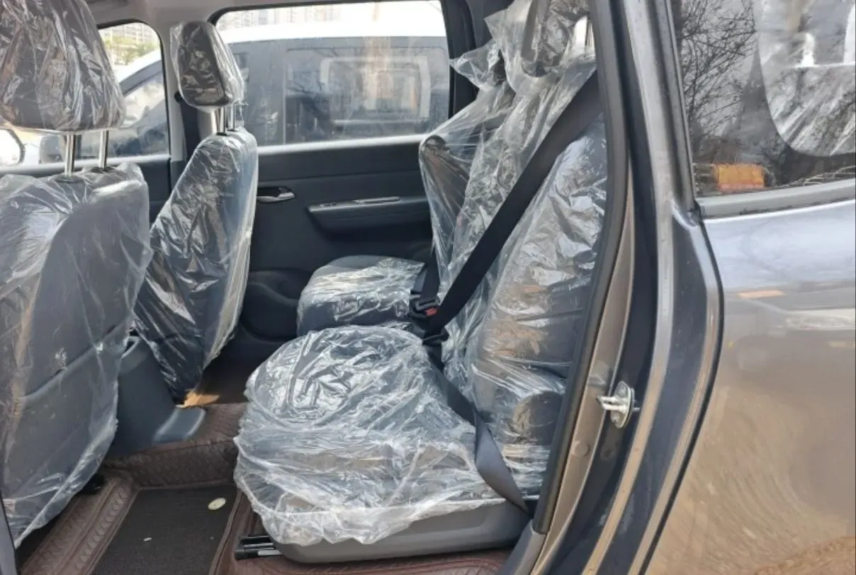 2025 WuLing HongGuang New Energy REEV 99HP REEV,autocango,china used car exporter,china ev exporter,chinese used car exporter,chinese used ev exporter