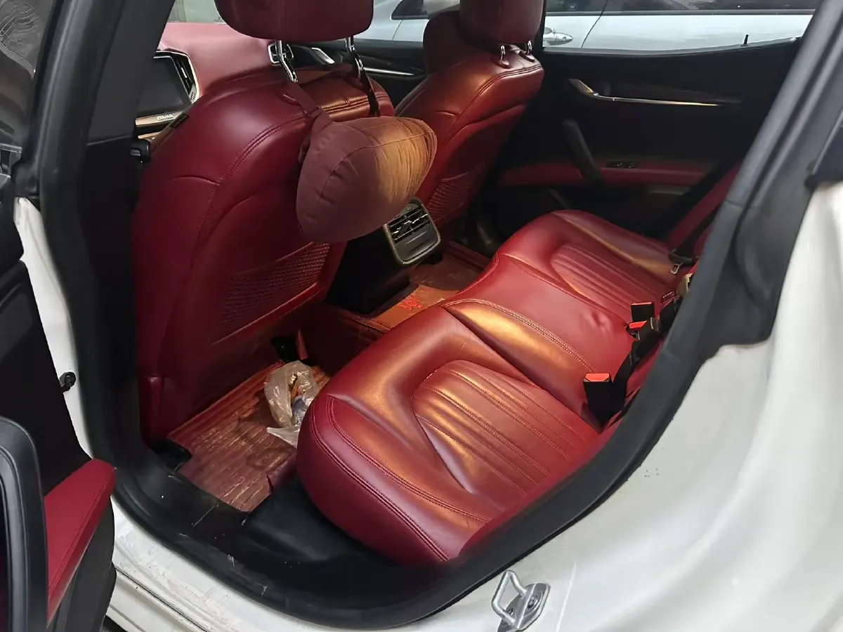 2018 Maserati Ghibli 3.0T 350HP V6 8AT,autocango,china used car exporter,china ev exporter,chinese used car exporter,chinese used ev exporter