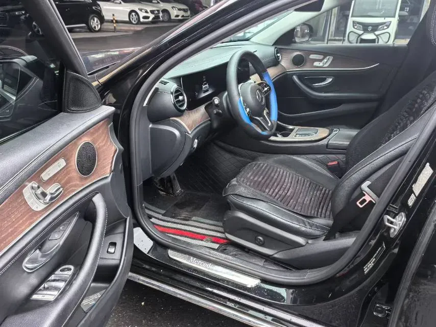 2020 Mercedes-Benz E Class 2.0T 258HP L4 9AT,autocango,china used car exporter,china ev exporter,chinese used car exporter,chinese used ev exporter