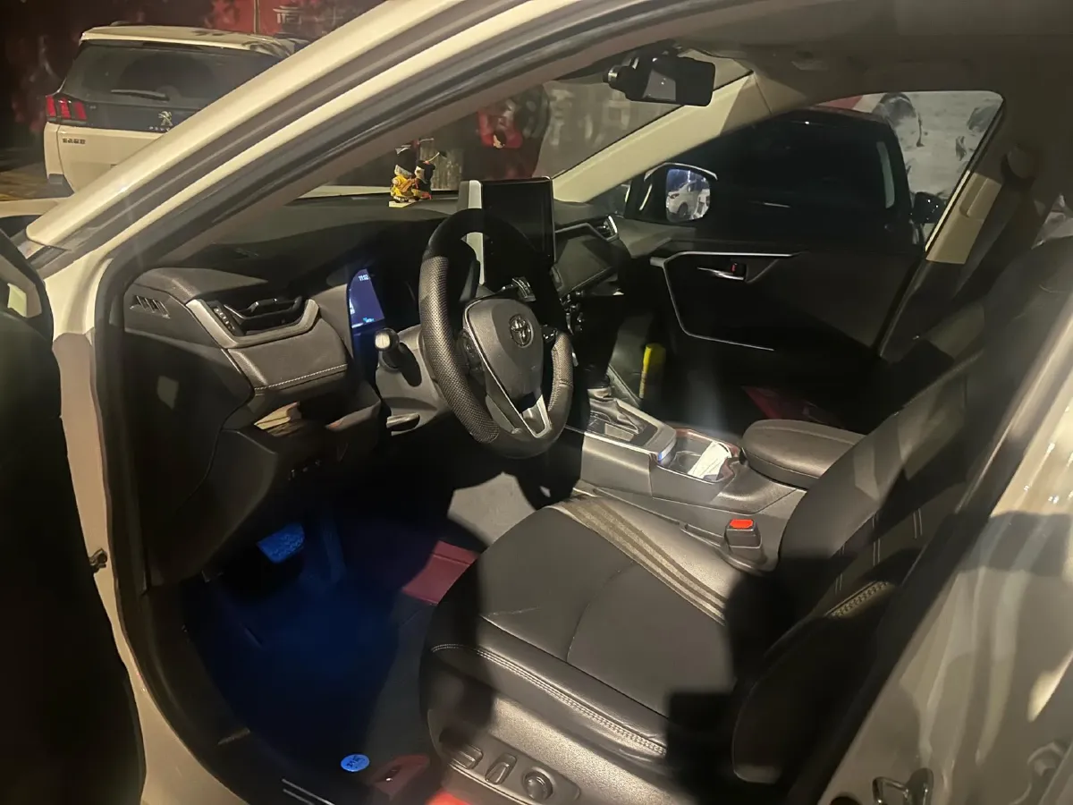 2020 Toyota RAV4 2.0L 171HP L4 CVT,autocango,china used car exporter,china ev exporter,chinese used car exporter,chinese used ev exporter