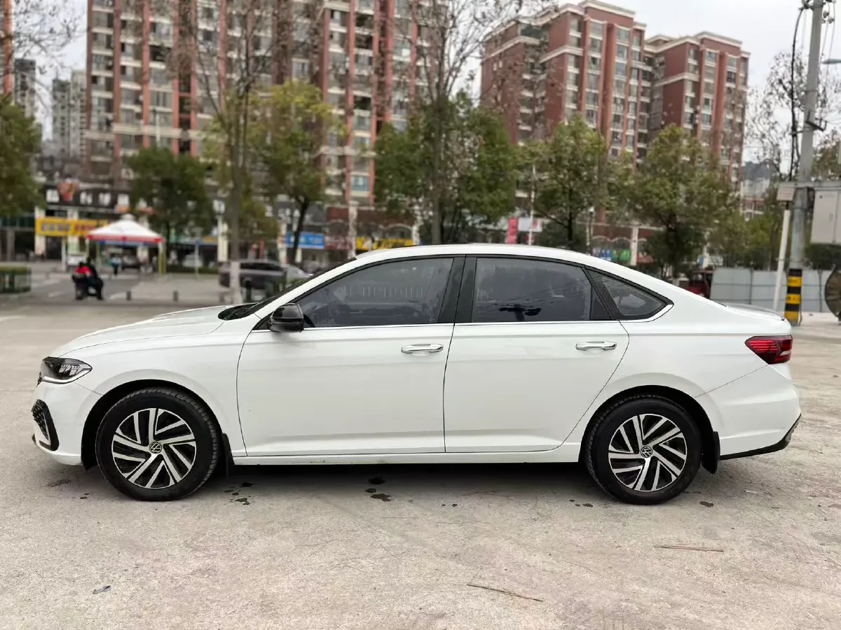 2023 Volkswagen Lavida 1.5T 160HP L4 7DCT,autocango,china used car exporter,china ev exporter,chinese used car exporter,chinese used ev exporter