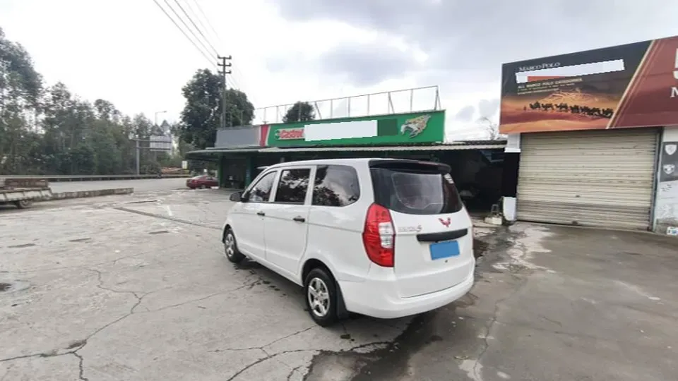 2018 WuLing HongGuang 1.5L 105HP L4 5MT,autocango,china used car exporter,china ev exporter,chinese used car exporter,chinese used ev exporter