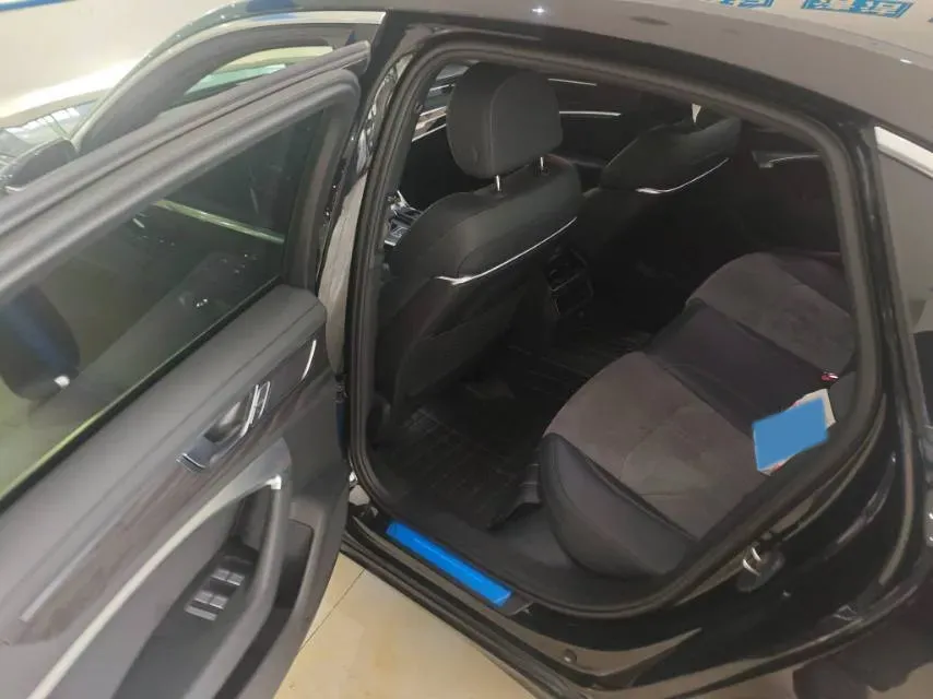 2024 Audi A6L 2.0T 245HP L4 7DCT,autocango,china used car exporter,china ev exporter,chinese used car exporter,chinese used ev exporter