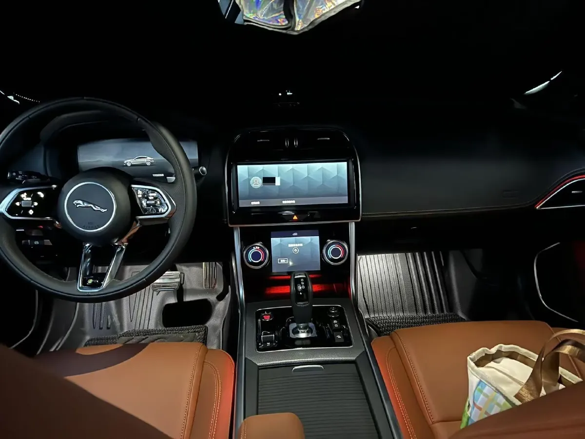 2024 Jaguar XEL 2.0T 250HP L4 8AT,autocango,china used car exporter,china ev exporter,chinese used car exporter,chinese used ev exporter