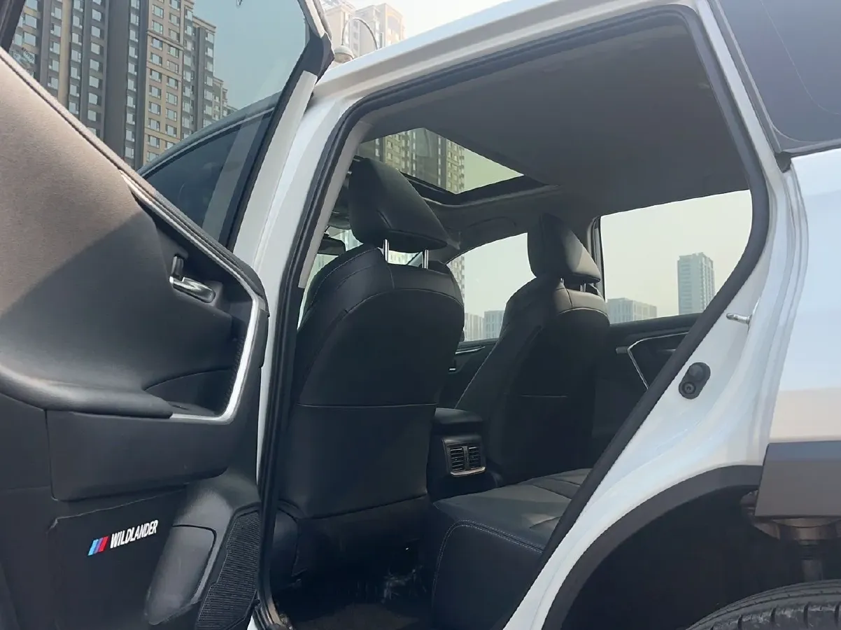 2022 Toyota Wildlander 2.0L 171HP L4 CVT,autocango,china used car exporter,china ev exporter,chinese used car exporter,chinese used ev exporter