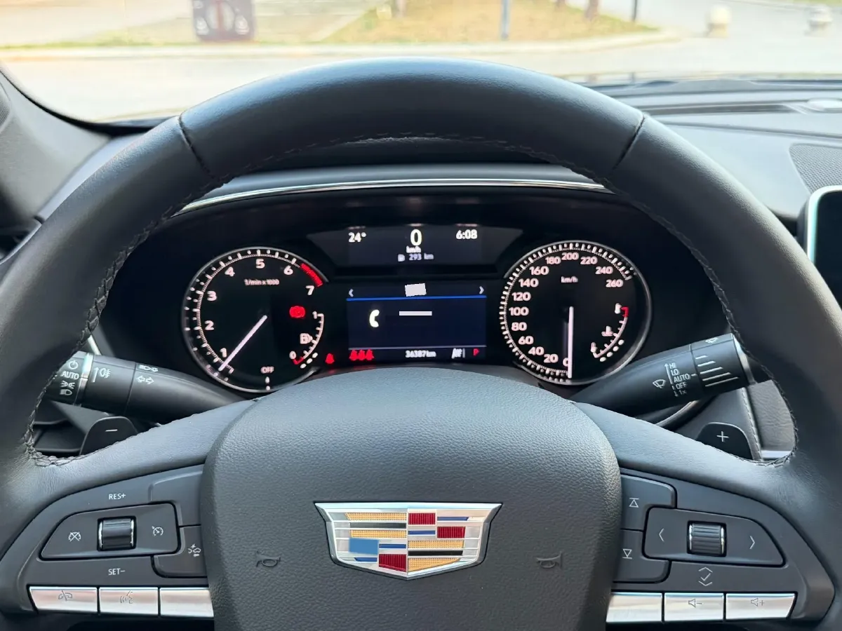 2022 Cadillac CT5 2.0T 237HP L4 10AT,autocango,china used car exporter,china ev exporter,chinese used car exporter,chinese used ev exporter