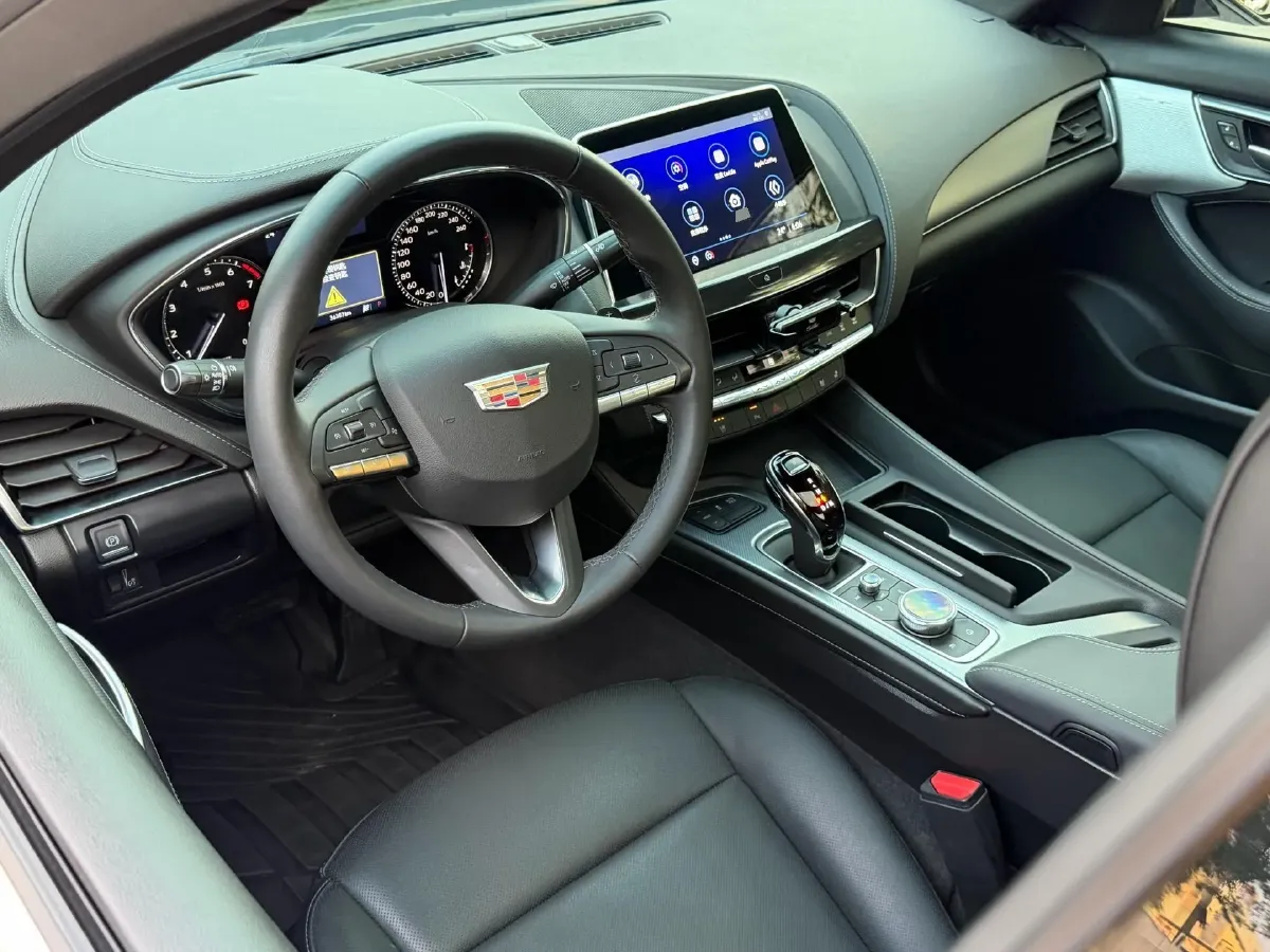 2022 Cadillac CT5 2.0T 237HP L4 10AT,autocango,china used car exporter,china ev exporter,chinese used car exporter,chinese used ev exporter