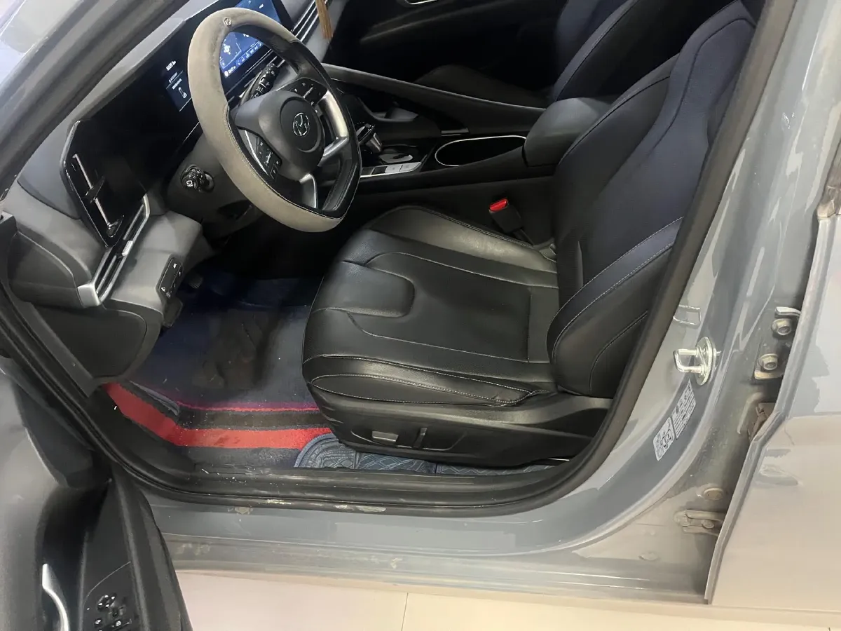 2022 Hyundai Elantra 1.5L 115HP L4 CVT,autocango,china used car exporter,china ev exporter,chinese used car exporter,chinese used ev exporter