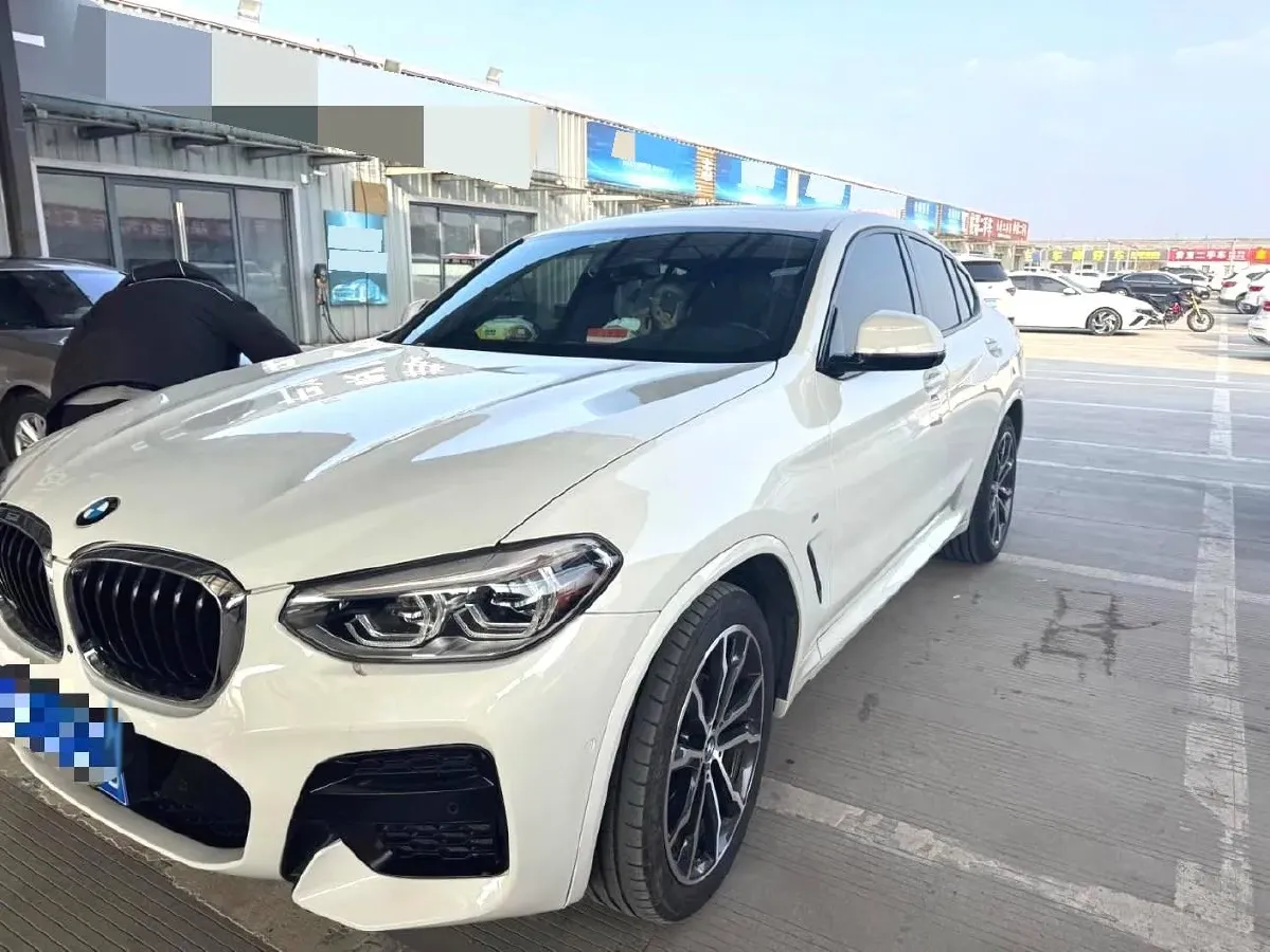 2020 BMW X4 2.0T 252HP L4 8AT,autocango,china used car exporter,china ev exporter,chinese used car exporter,chinese used ev exporter