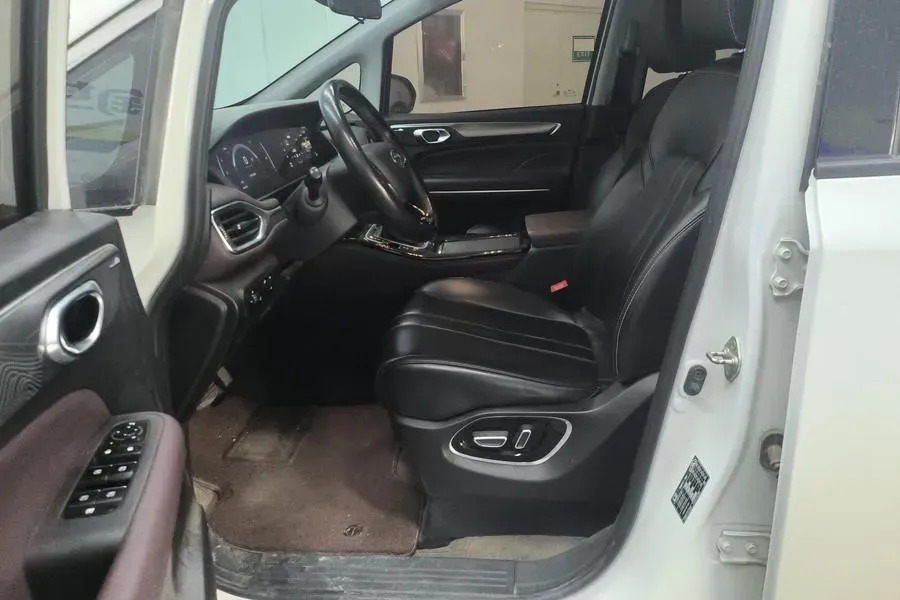 2023 GAC Trumpchi M6 1.5T 177HP L4 7DCT,autocango,china used car exporter,china ev exporter,chinese used car exporter,chinese used ev exporter