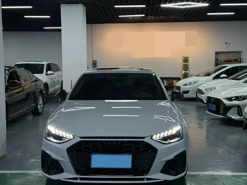2020 Audi A4L 2.0T 150HP L4 7DCT,autocango,china used car exporter,china ev exporter,chinese used car exporter,chinese used ev exporter