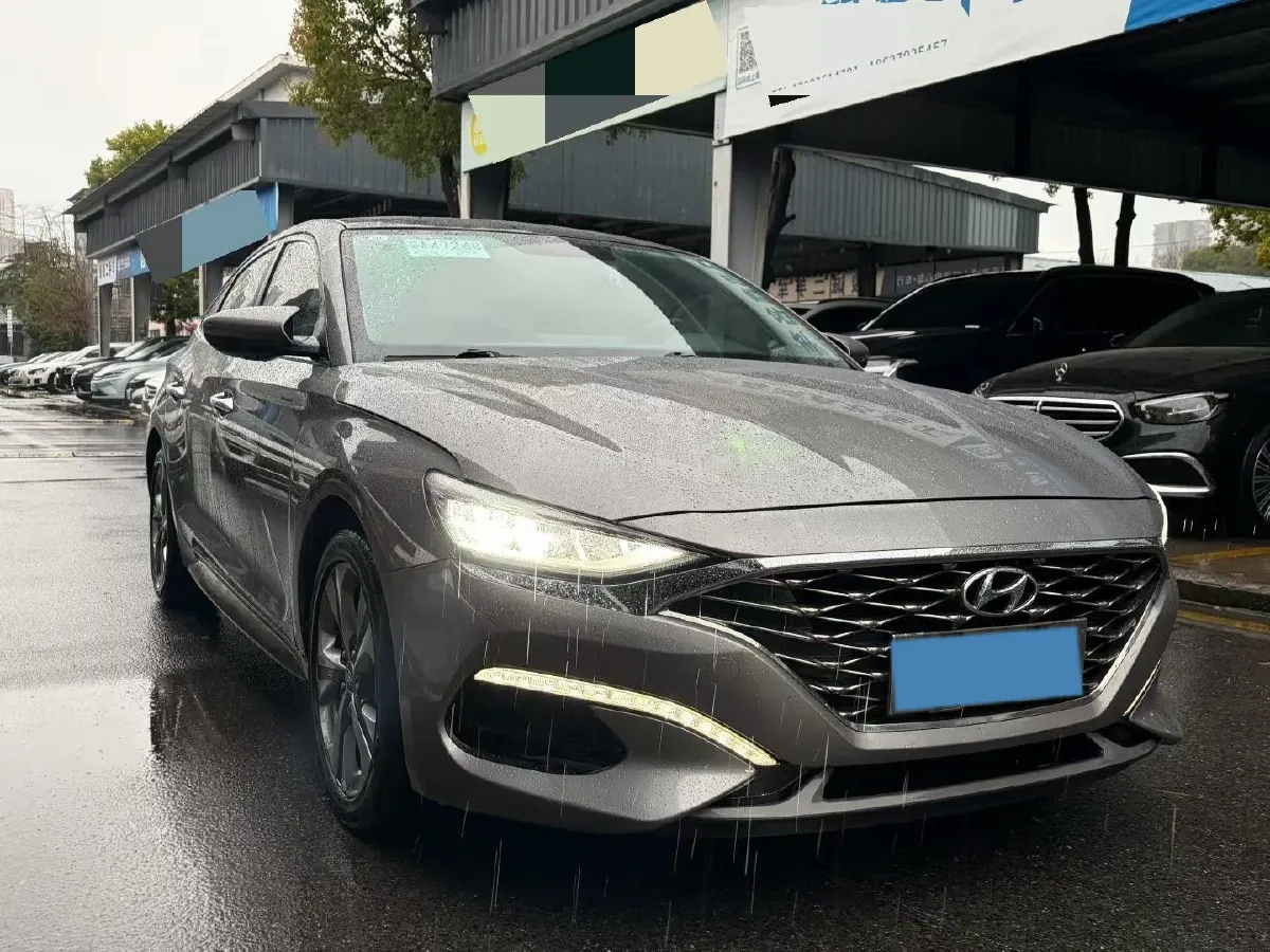 2019 Hyundai La Festa 1.6T 204HP L4 7DCT,autocango,china used car exporter,china ev exporter,chinese used car exporter,chinese used ev exporter