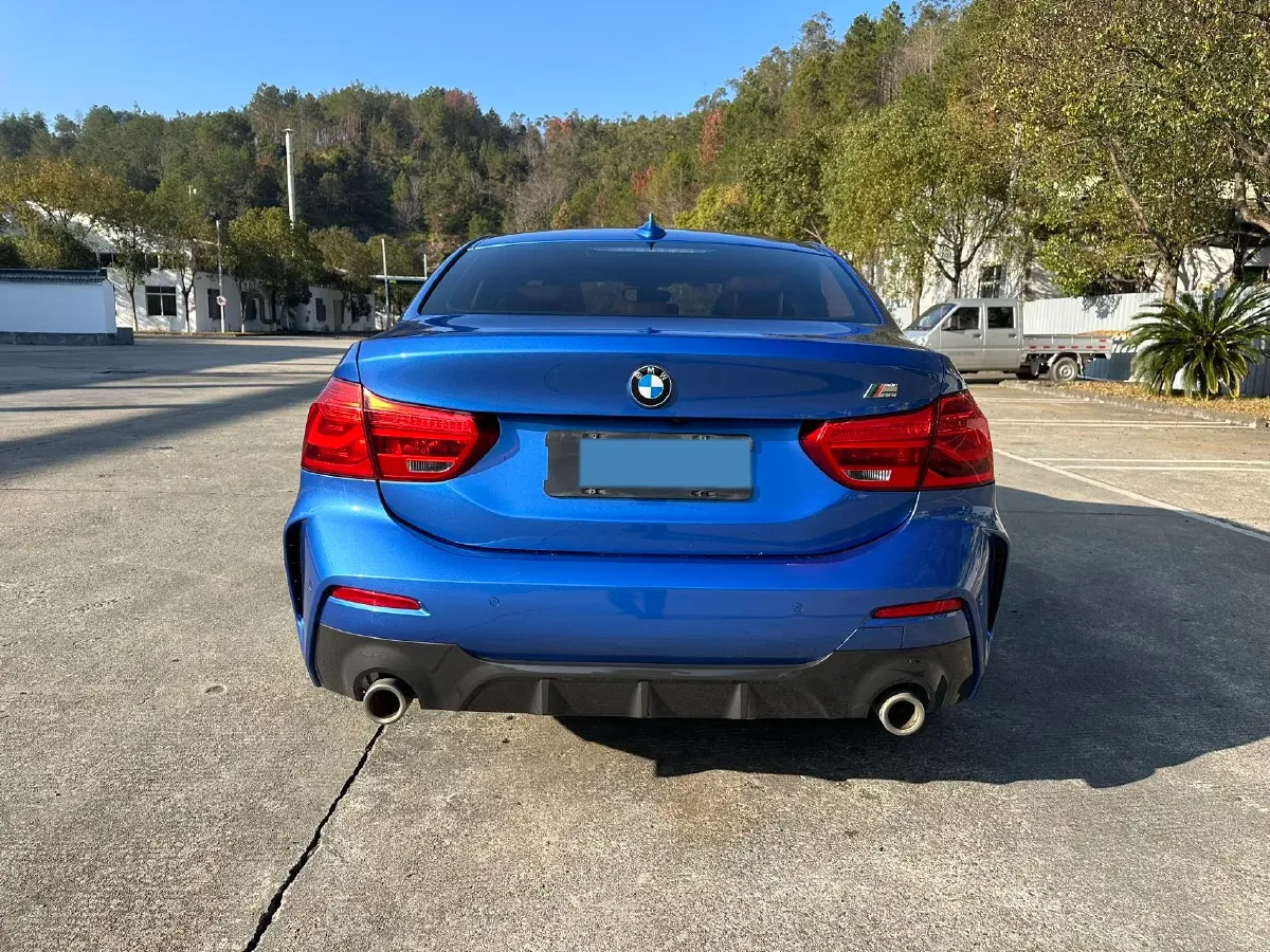 2020 BMW 1 Series 2.0T 192HP L4 7DCT,autocango,china used car exporter,china ev exporter,chinese used car exporter,chinese used ev exporter