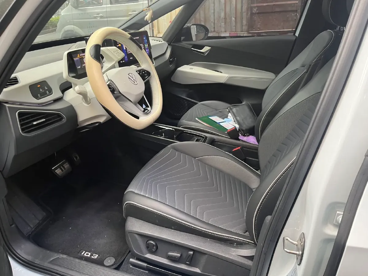 2023 Volkswagen ID.3 BEV 52.8KWH,autocango,china used car exporter,china ev exporter,chinese used car exporter,chinese used ev exporter