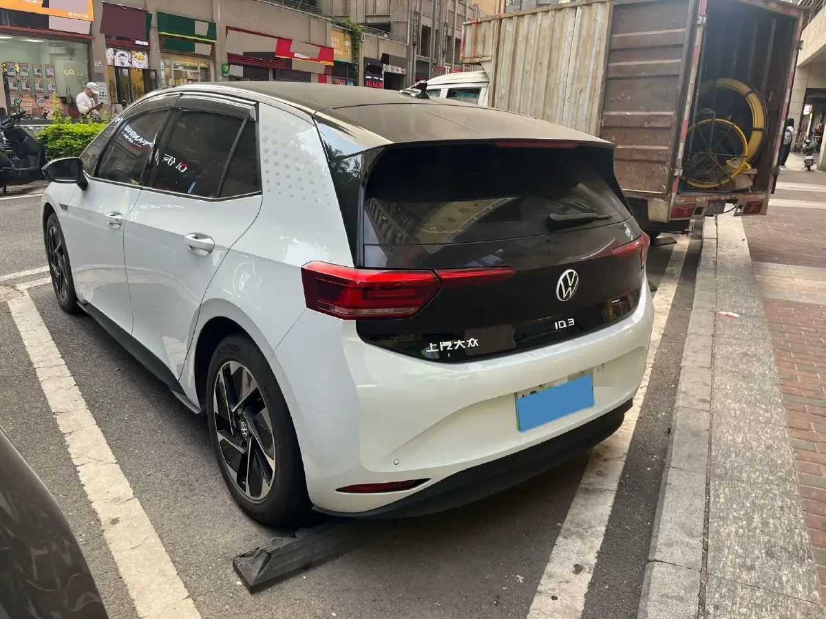 2023 Volkswagen ID.3 BEV 52.8KWH,autocango,china used car exporter,china ev exporter,chinese used car exporter,chinese used ev exporter