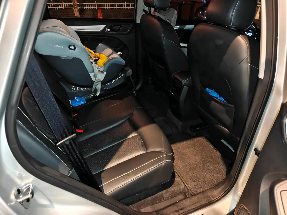 2019 Roewe RX5 1.5T 162HP L4 2AT PHEV 12KWH,autocango,china used car exporter,china ev exporter,chinese used car exporter,chinese used ev exporter