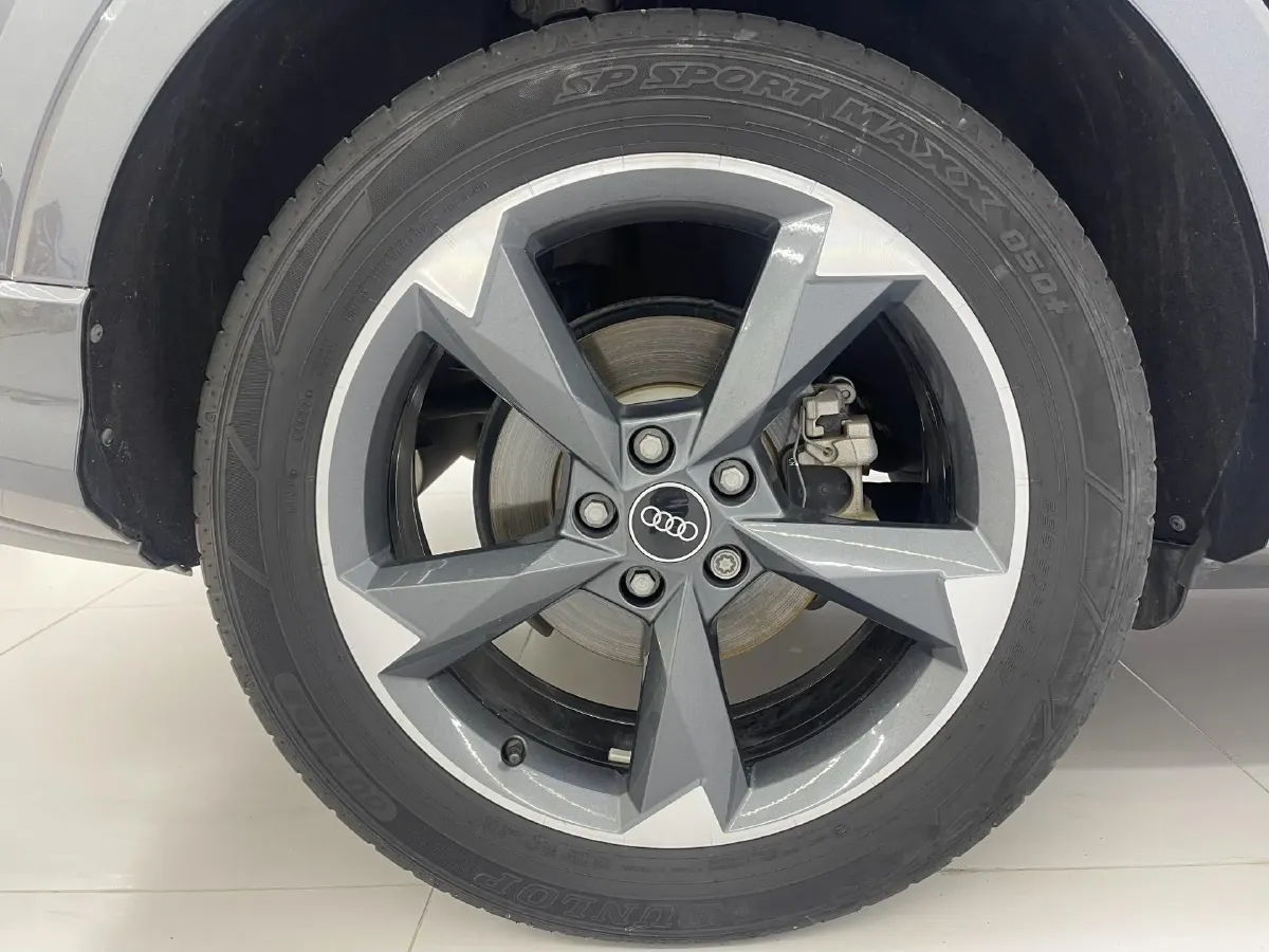 2023 Audi Q3 1.4T 150HP L4 7DCT,autocango,china used car exporter,china ev exporter,chinese used car exporter,chinese used ev exporter