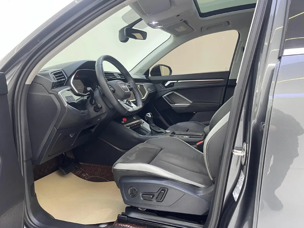 2023 Audi Q3 1.4T 150HP L4 7DCT,autocango,china used car exporter,china ev exporter,chinese used car exporter,chinese used ev exporter