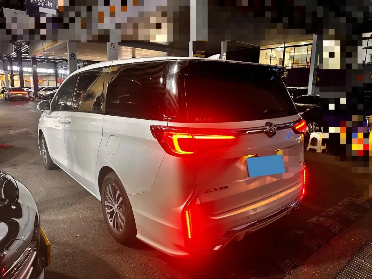 2021 Buick GL8 2.0T 237HP L4 9AT,autocango,china used car exporter,china ev exporter,chinese used car exporter,chinese used ev exporter