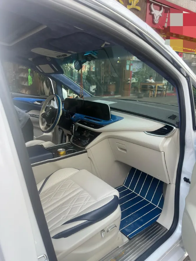 2021 Buick GL8 2.0T 237HP L4 9AT,autocango,china used car exporter,china ev exporter,chinese used car exporter,chinese used ev exporter