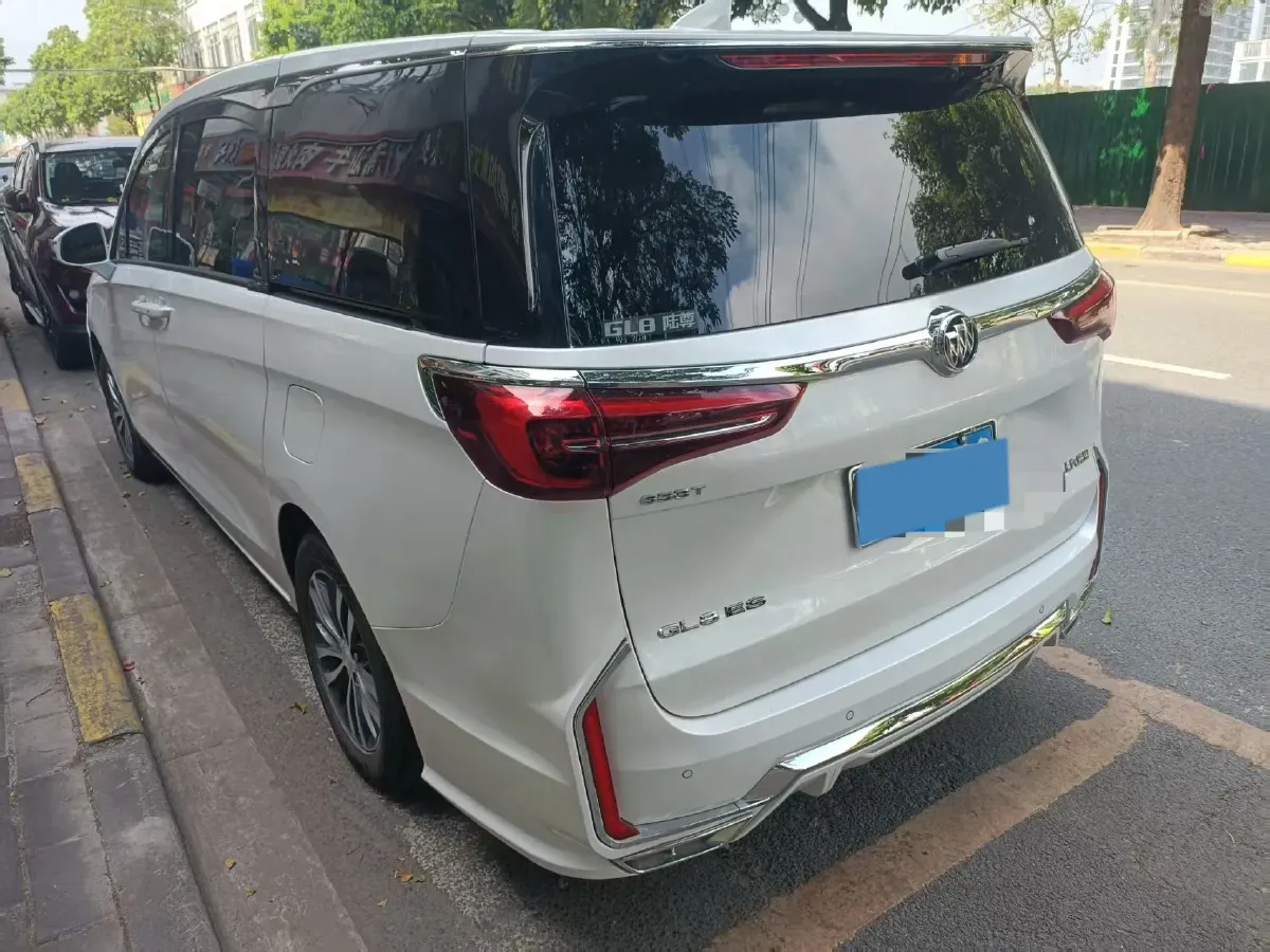 2021 Buick GL8 2.0T 237HP L4 9AT,autocango,china used car exporter,china ev exporter,chinese used car exporter,chinese used ev exporter