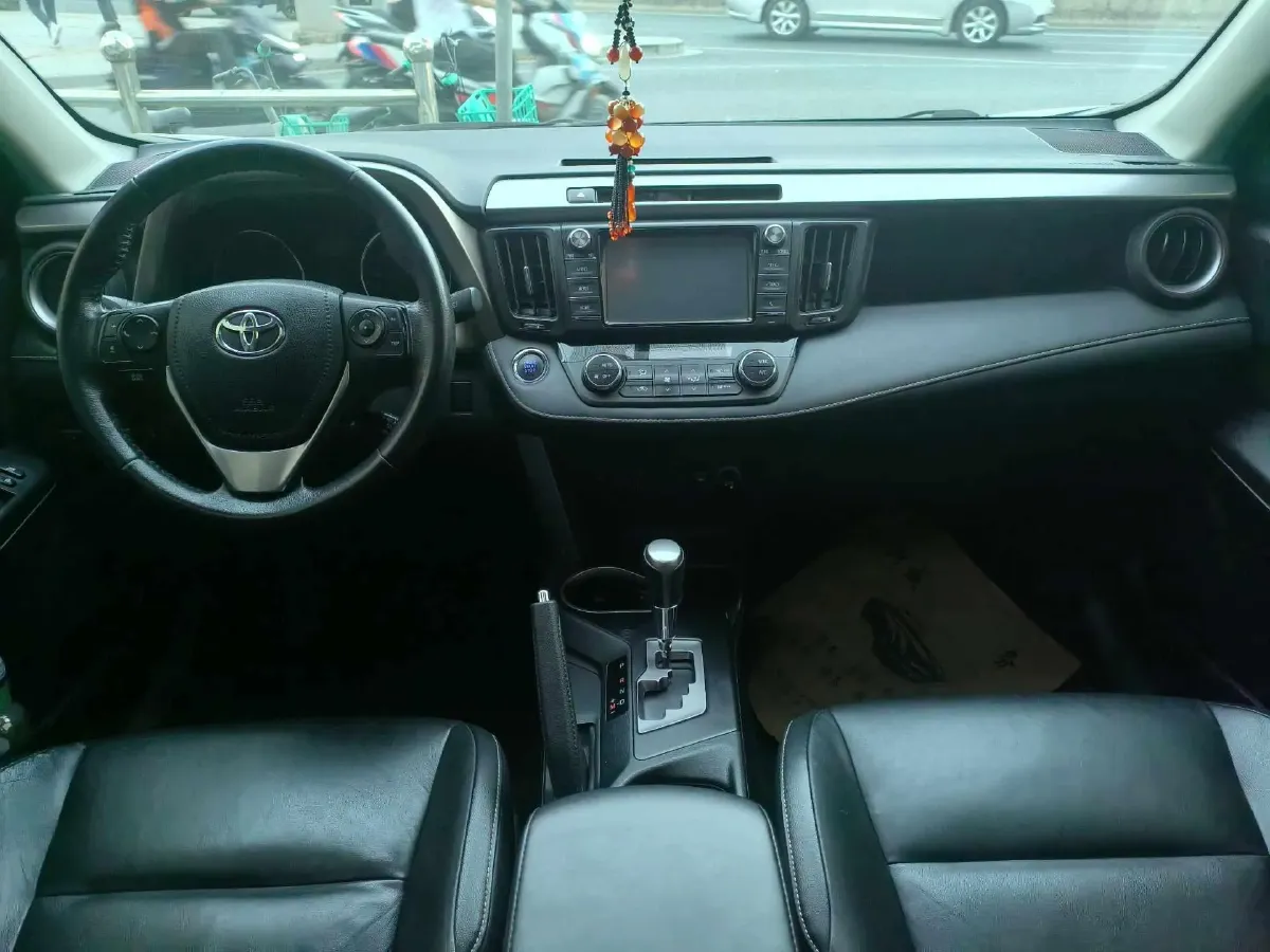 2018 Toyota RAV4 2.0L 151HP L4 CVT,autocango,china used car exporter,china ev exporter,chinese used car exporter,chinese used ev exporter