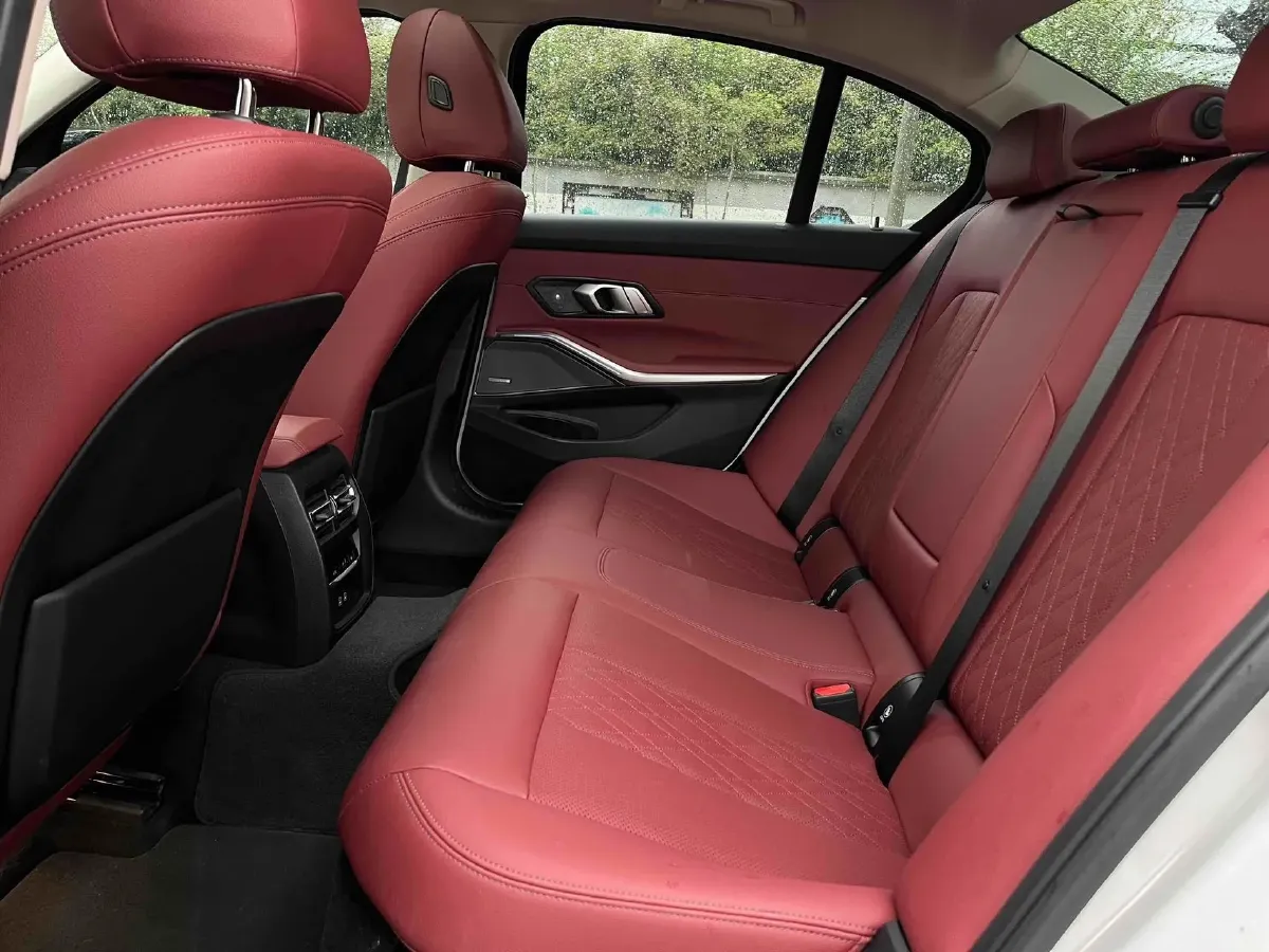 2022 BMW 3 Series 2.0T 258HP L4 8AT,autocango,china used car exporter,china ev exporter,chinese used car exporter,chinese used ev exporter