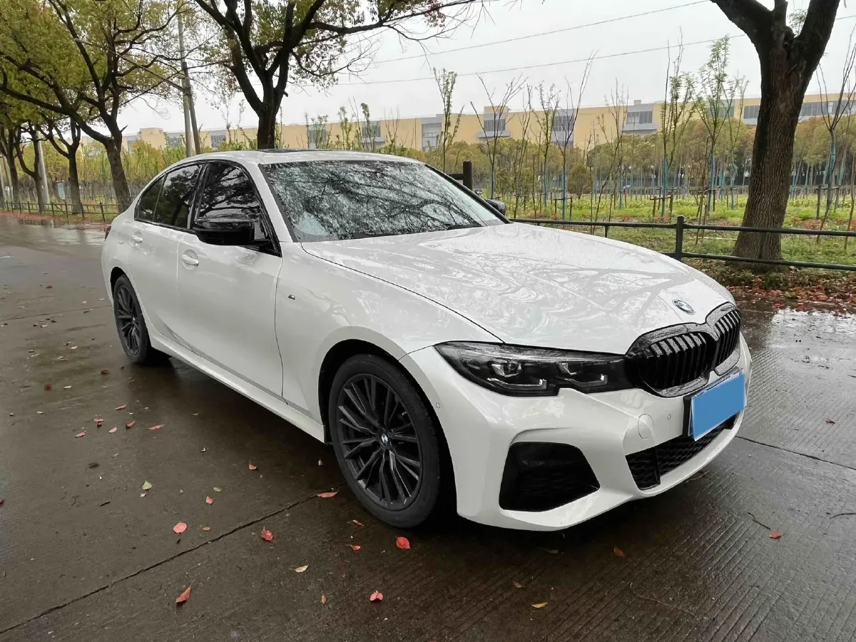 2022 BMW 3 Series 2.0T 258HP L4 8AT,autocango,china used car exporter,china ev exporter,chinese used car exporter,chinese used ev exporter