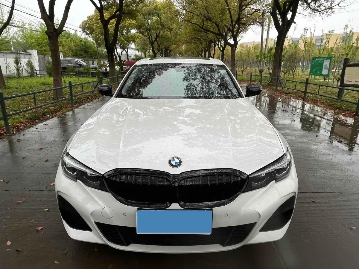 2022 BMW 3 Series 2.0T 258HP L4 8AT,autocango,china used car exporter,china ev exporter,chinese used car exporter,chinese used ev exporter