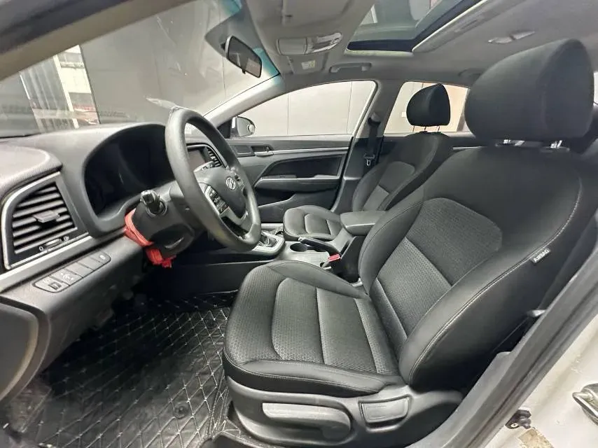 2016 Hyundai Elantra 1.6L 130HP L4 6AT,autocango,china used car exporter,china ev exporter,chinese used car exporter,chinese used ev exporter