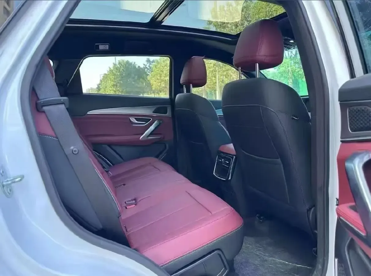 2025 Jetour X70 Plus 1.5T 156HP L4 6DCT,autocango,china used car exporter,china ev exporter,chinese used car exporter,chinese used ev exporter