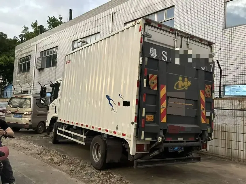 2025 Isuzu Light Truck 5MT,autocango,china used car exporter,china ev exporter,chinese used car exporter,chinese used ev exporter